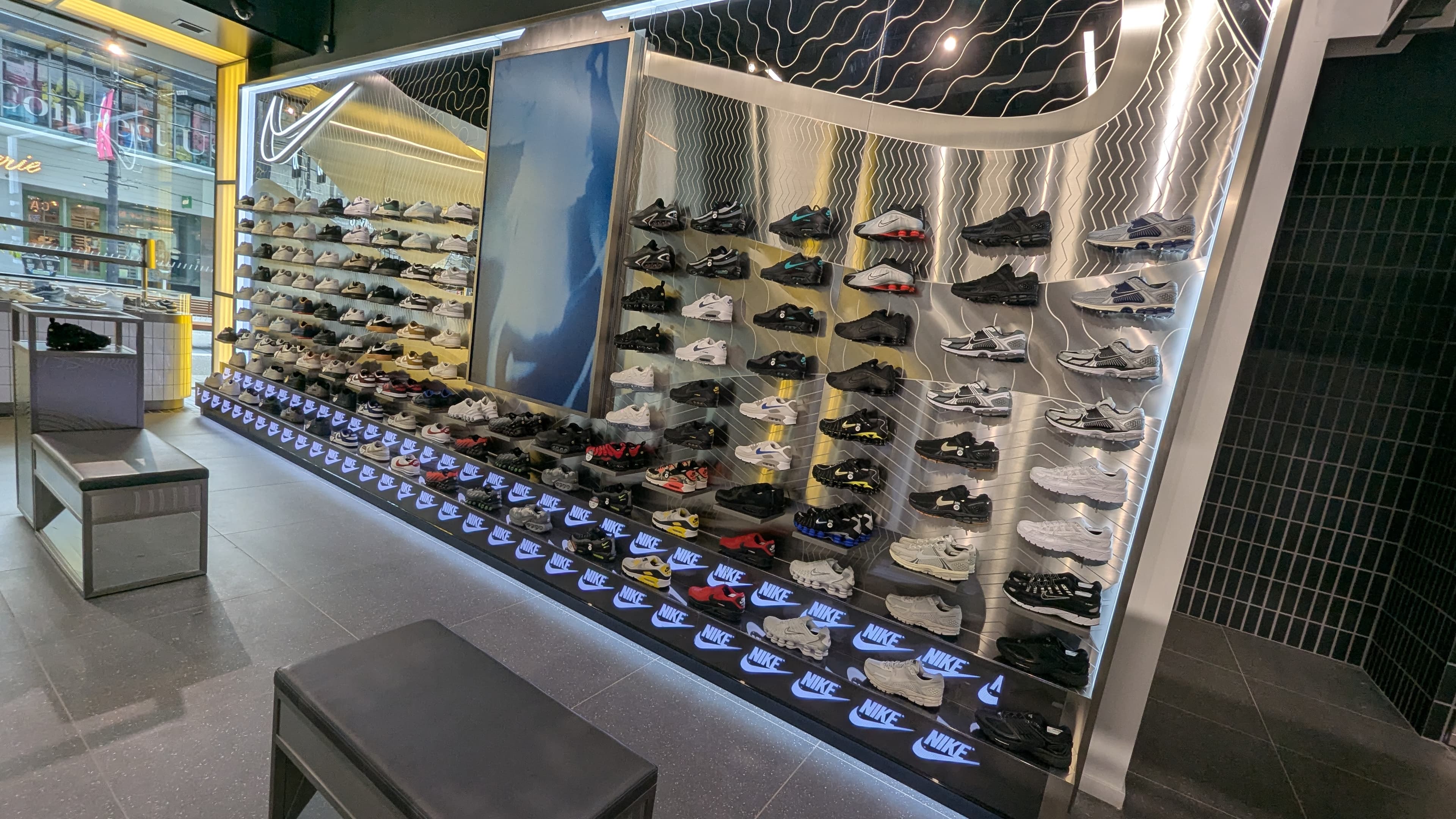 JD Sports - Vancouver (Robson) - photo 7